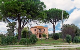 Villa Orta - Agriturismo Con Cucina Vegan, Plant-Based Farmhouse